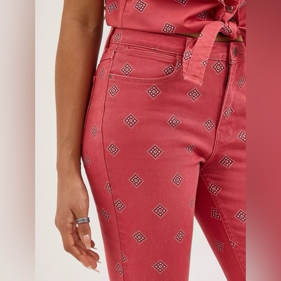 Wrangler Red Printed High-Rise Bold Boot Jeans - Picture 3 of 15